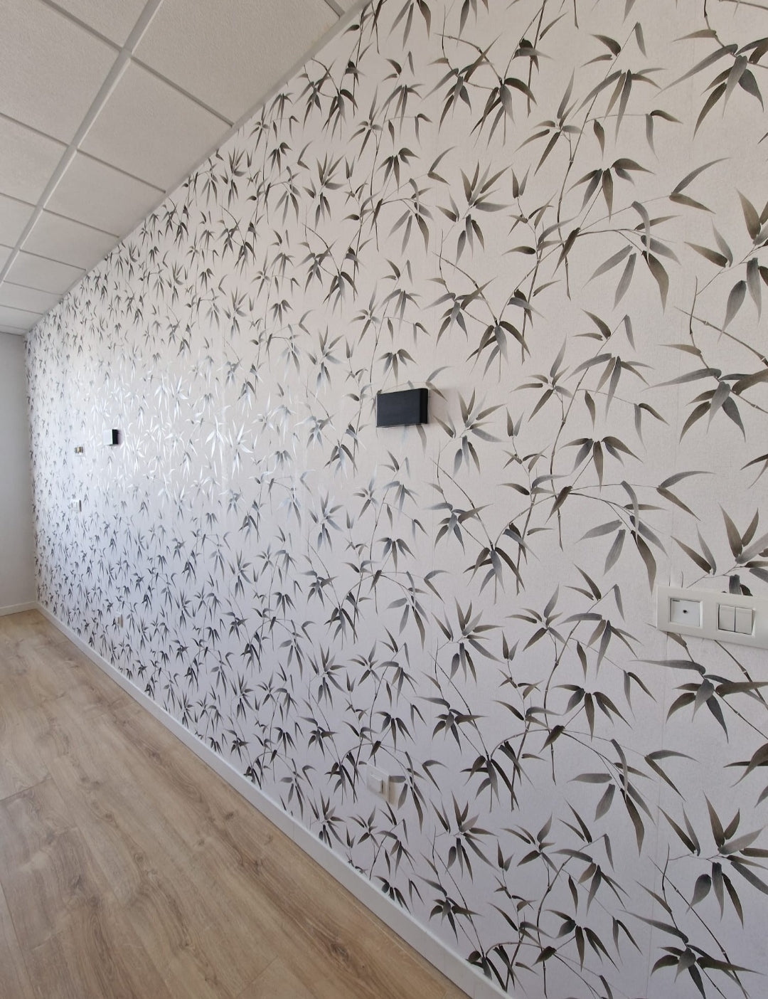 Instalación de papel pintado decorativo Madrid