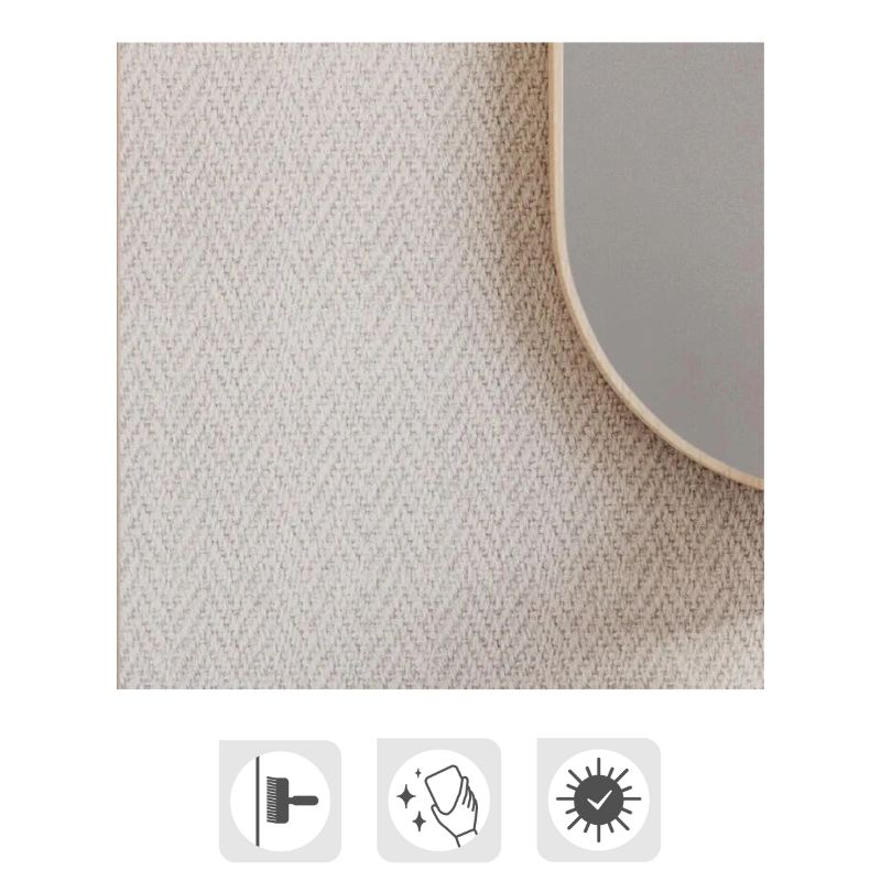 Detalle del diseño geométrico del papel pintado Marburg gris